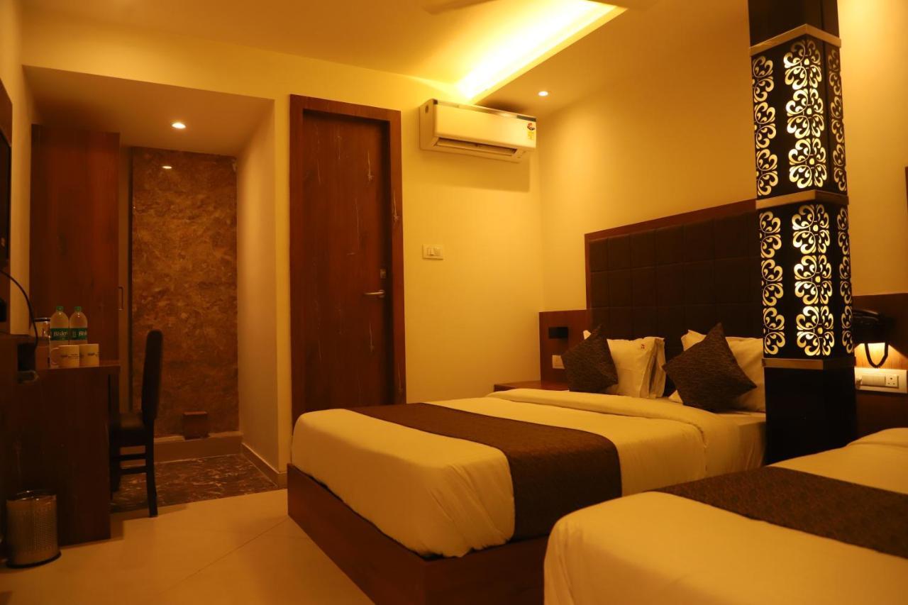 Hotel Sai Pritam Mumbai Exterior photo